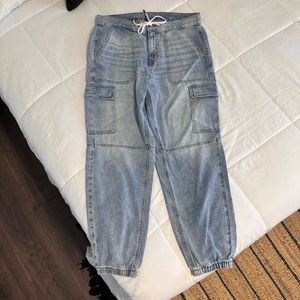 AE cargo Jeans